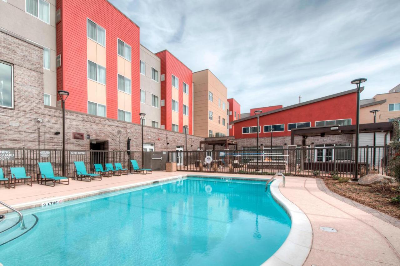 Fairfield Inn & Suites By Marriott Charlotte Airport Екстериор снимка