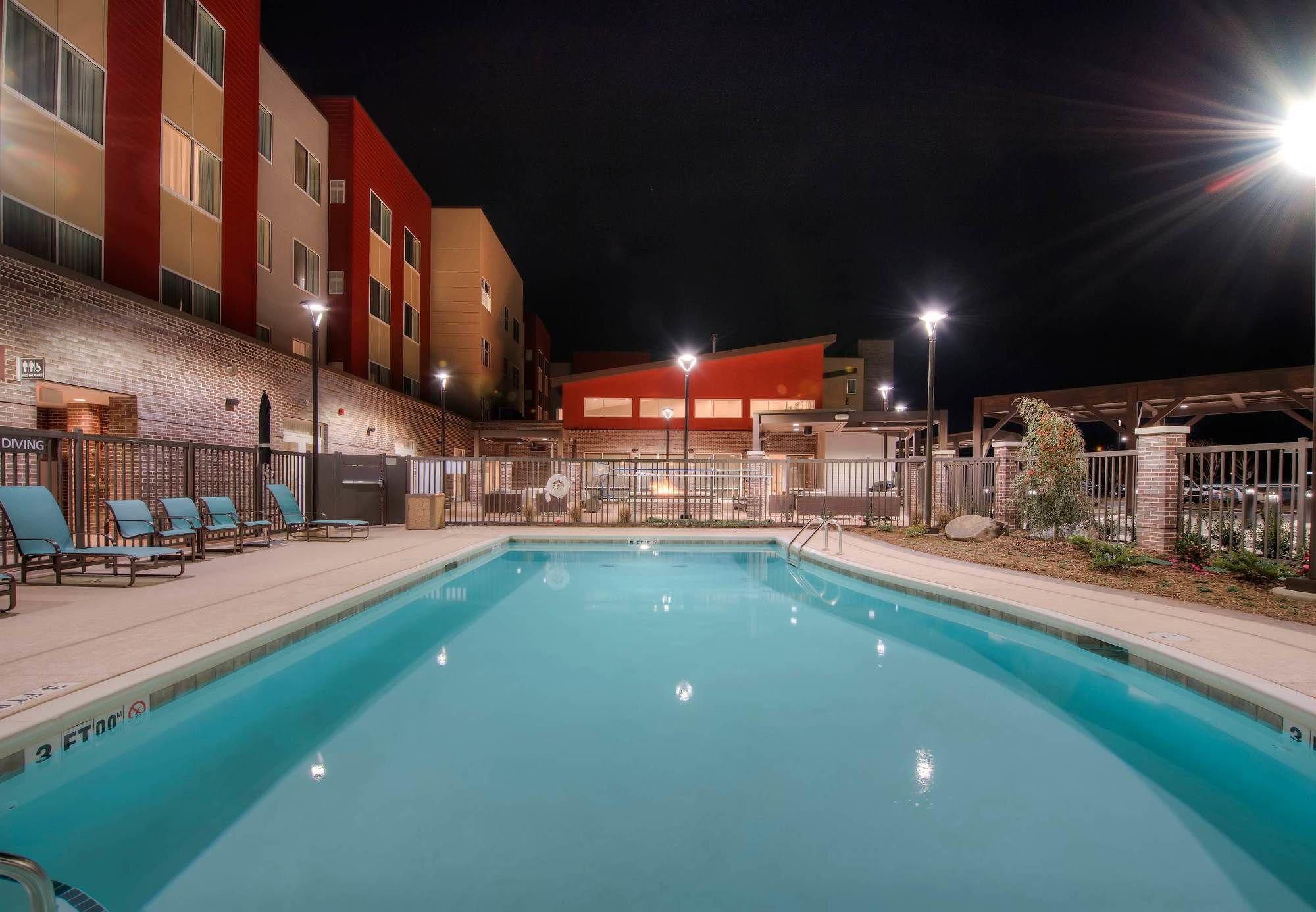 Fairfield Inn & Suites By Marriott Charlotte Airport Екстериор снимка