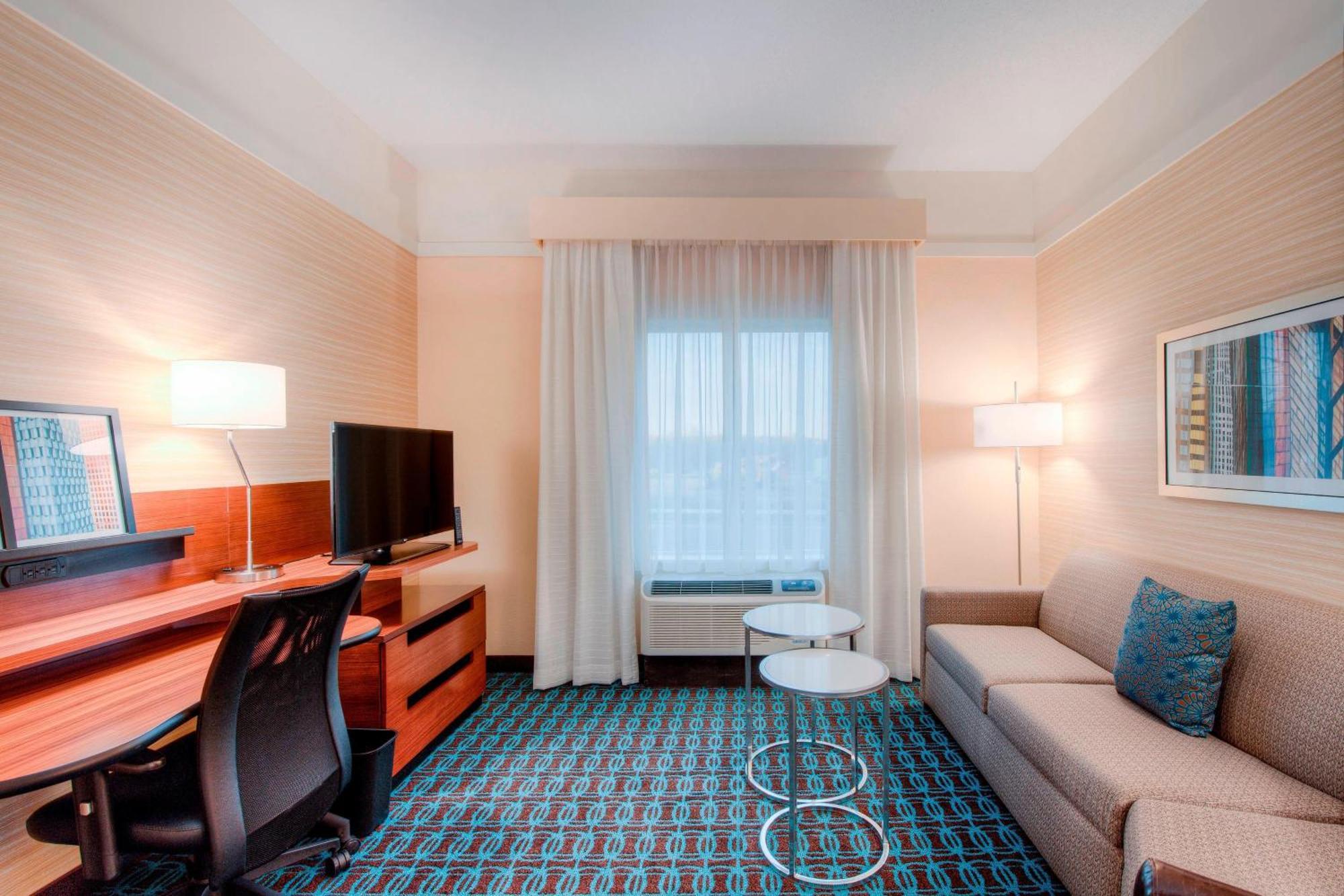 Fairfield Inn & Suites By Marriott Charlotte Airport Екстериор снимка
