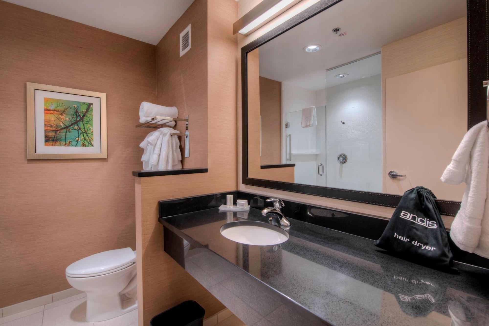 Fairfield Inn & Suites By Marriott Charlotte Airport Екстериор снимка